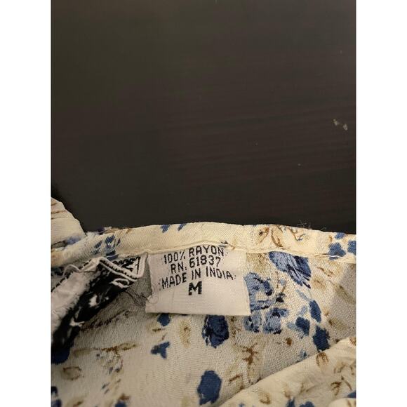 2 Of Us Dress Womens Medium Blue Floral Babydoll Short Sleeve Rayon Boho India - Picture 4 of 8